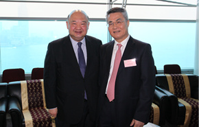 黃蘭發副主任與來賓交談